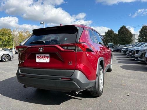2020 Toyota RAV4 LE