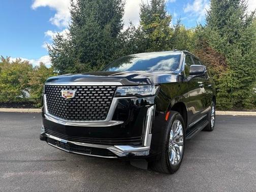 2022 Cadillac Escalade Luxury