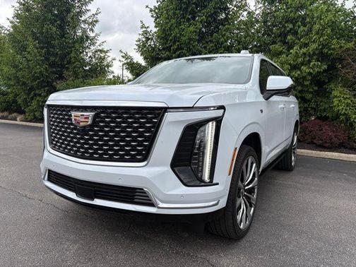 Vibrant White Tricoat 2026 Cadillac Escalade Luxury