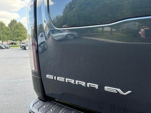 2025 GMC Sierra EV Max Range Denali