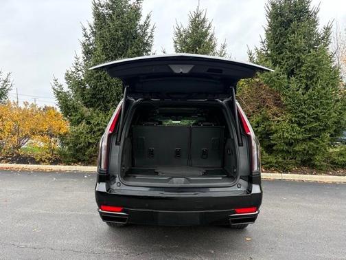 2024 Cadillac Escalade Sport Platinum