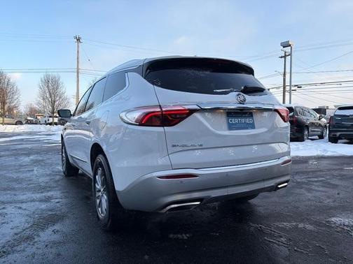 2023 Buick Enclave Essence FWD