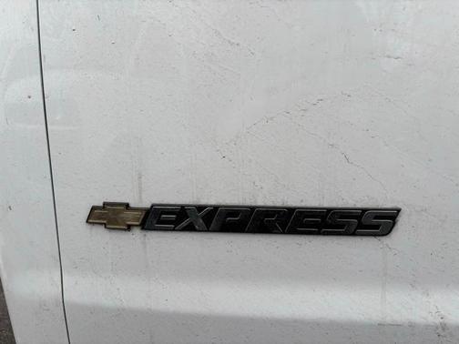 2024 Chevrolet Express 2500 RWD 2500 Regular Wheelbase WT