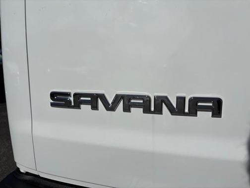 2023 GMC Savana 2500 Work Van