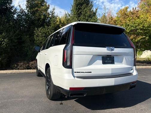 2024 Cadillac Escalade Sport Platinum