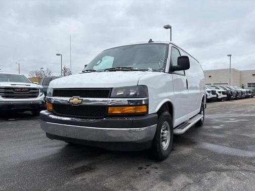 2024 Chevrolet Express 2500 RWD 2500 Regular Wheelbase WT