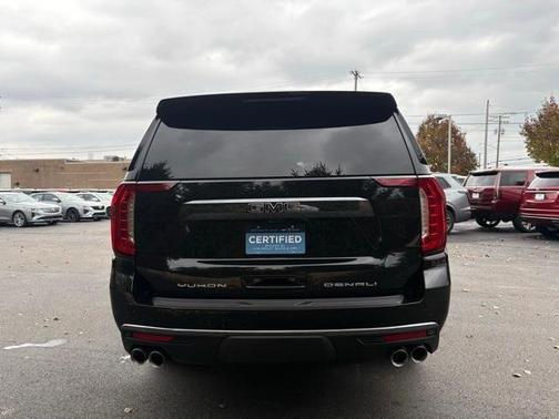 2023 GMC Yukon XL Denali Ultimate