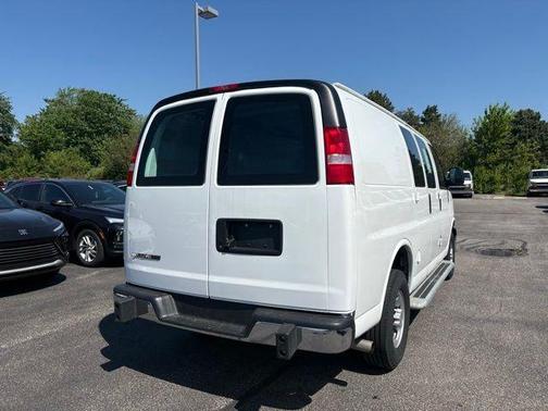 Summit White 2024 Chevrolet Express 2500 LT
