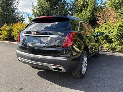 2022 Cadillac XT5 Premium Luxury
