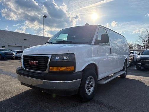 2024 GMC Savana 2500 Work Van