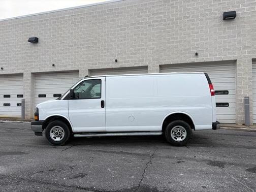 2024 GMC Savana 2500 Work Van