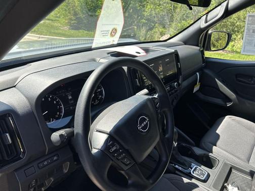 Boulder Gray Metallic 2026 Nissan Frontier SV