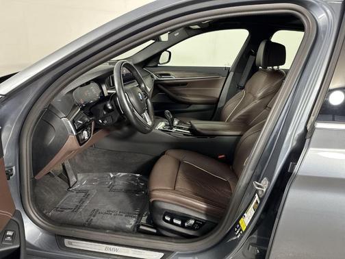 2022 BMW 540 i xDrive