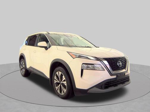 White 2023 Nissan Rogue SV