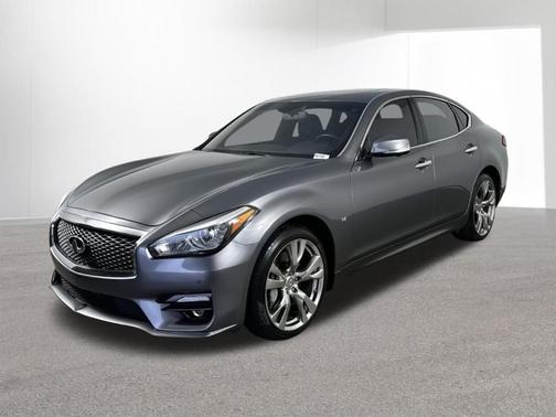 2019 INFINITI Q70 3.7X LUXE