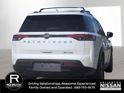 2022 Nissan Pathfinder SV