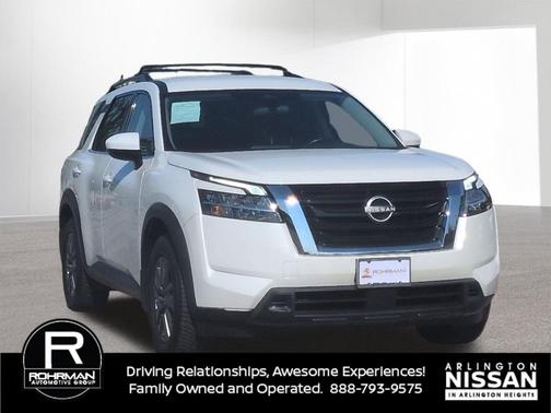 2022 Nissan Pathfinder SV
