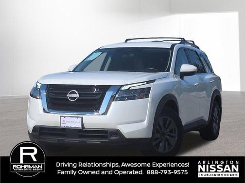 2022 Nissan Pathfinder SV