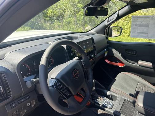 Glacier White 2026 Nissan Frontier PRO-4X
