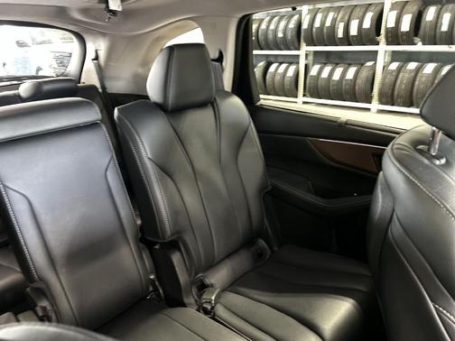 Liquid Carbon Metallic 2022 Acura MDX Technology