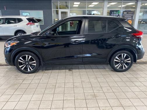 2020 Nissan Kicks SV