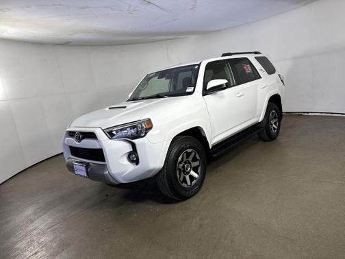 2024 Toyota 4Runner TRD Off Road