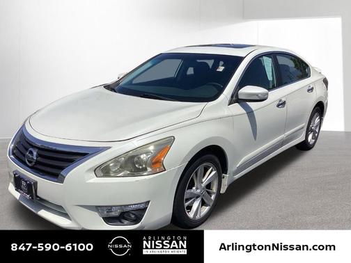 Pearl White 2015 Nissan Altima 2.5 SV