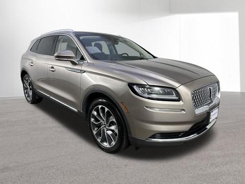 2021 Lincoln Nautilus Reserve