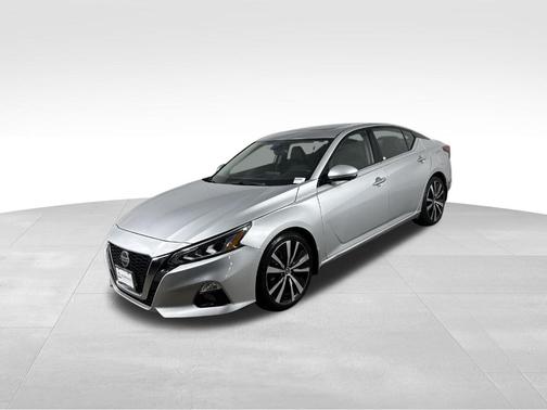 2020 Nissan Altima 2.5 Platinum