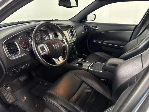 2012 Dodge Charger SXT