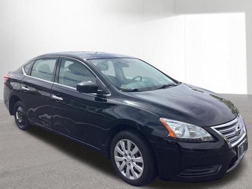 Super Black 2015 Nissan Sentra SV