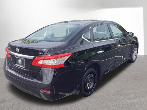 Super Black 2015 Nissan Sentra SV