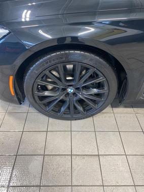 2022 BMW 750 i xDrive