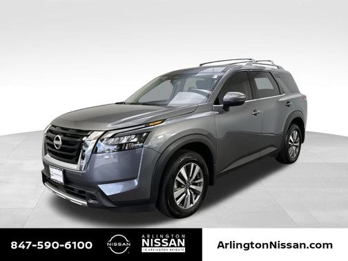 2025 Nissan Pathfinder SL