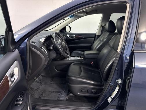 2015 Nissan Pathfinder SL