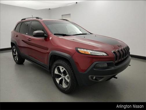 Photo 3 of 48 of 2016 Jeep Cherokee Trailhawk