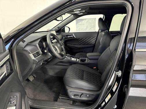 Cosmic Black 2026 Nissan Rogue Platinum