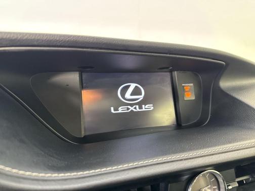 2013 Lexus ES 300h Base