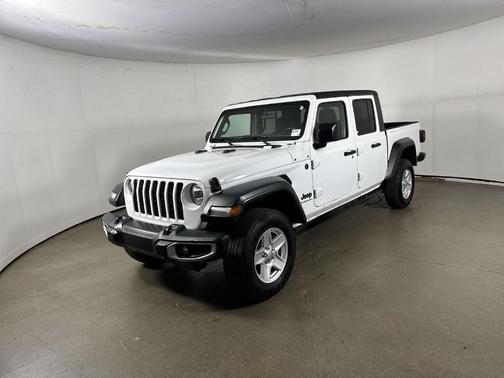 2023 Jeep Gladiator Sport