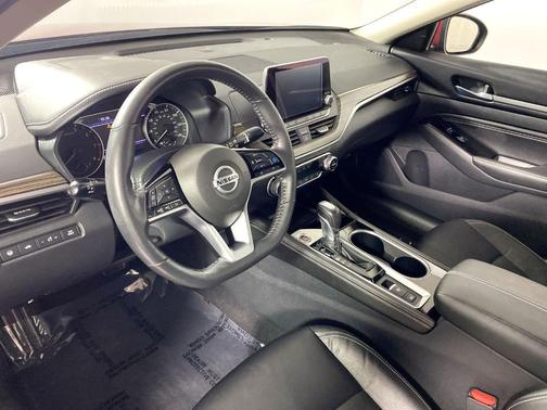 2022 Nissan Altima 2.5 SL