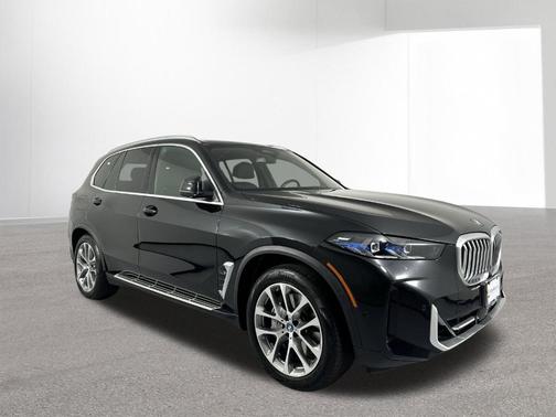 Black Sapphire Metallic 2024 BMW X5 PHEV xDrive50e