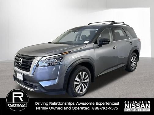 2022 Nissan Pathfinder SL