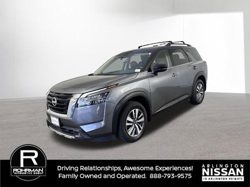 2022 Nissan Pathfinder SL
