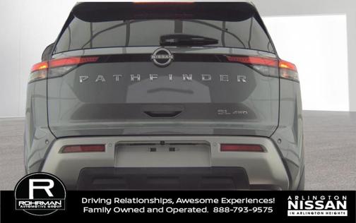 2022 Nissan Pathfinder SL