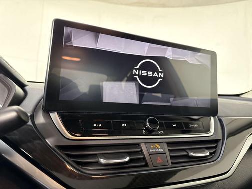 2023 Nissan Altima 2.0 SR