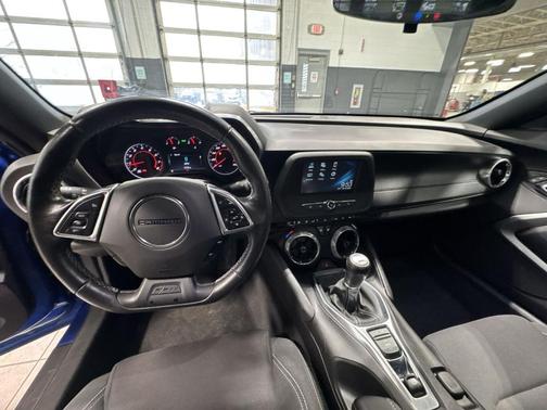 Hyper Blue Metallic 2017 Chevrolet Camaro 1LT