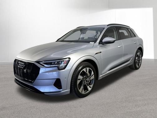 2021 Audi e-tron Premium