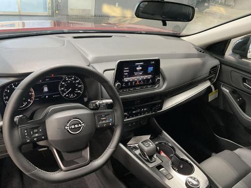 2026 Nissan Rogue DA