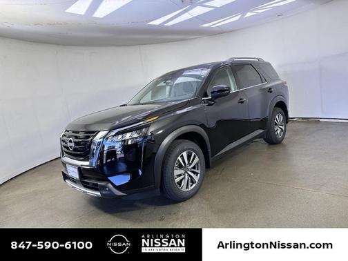 2025 Nissan Pathfinder SL