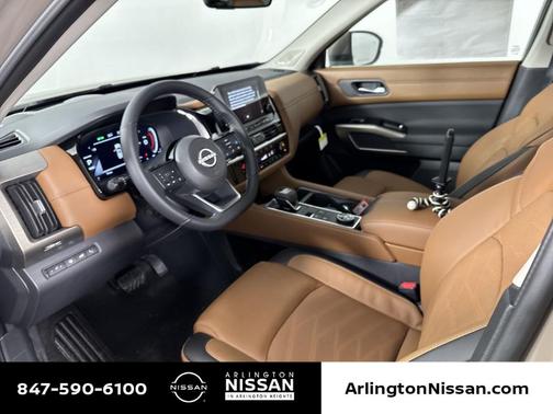 2025 Nissan Pathfinder Platinum